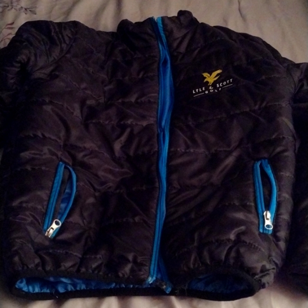 Lyle and Scott golf puff jacket